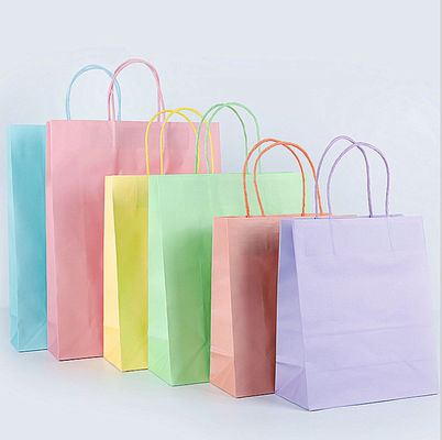 Douane Logo Paper Carrying Shopping Bags voor Giftkleren Verpakking